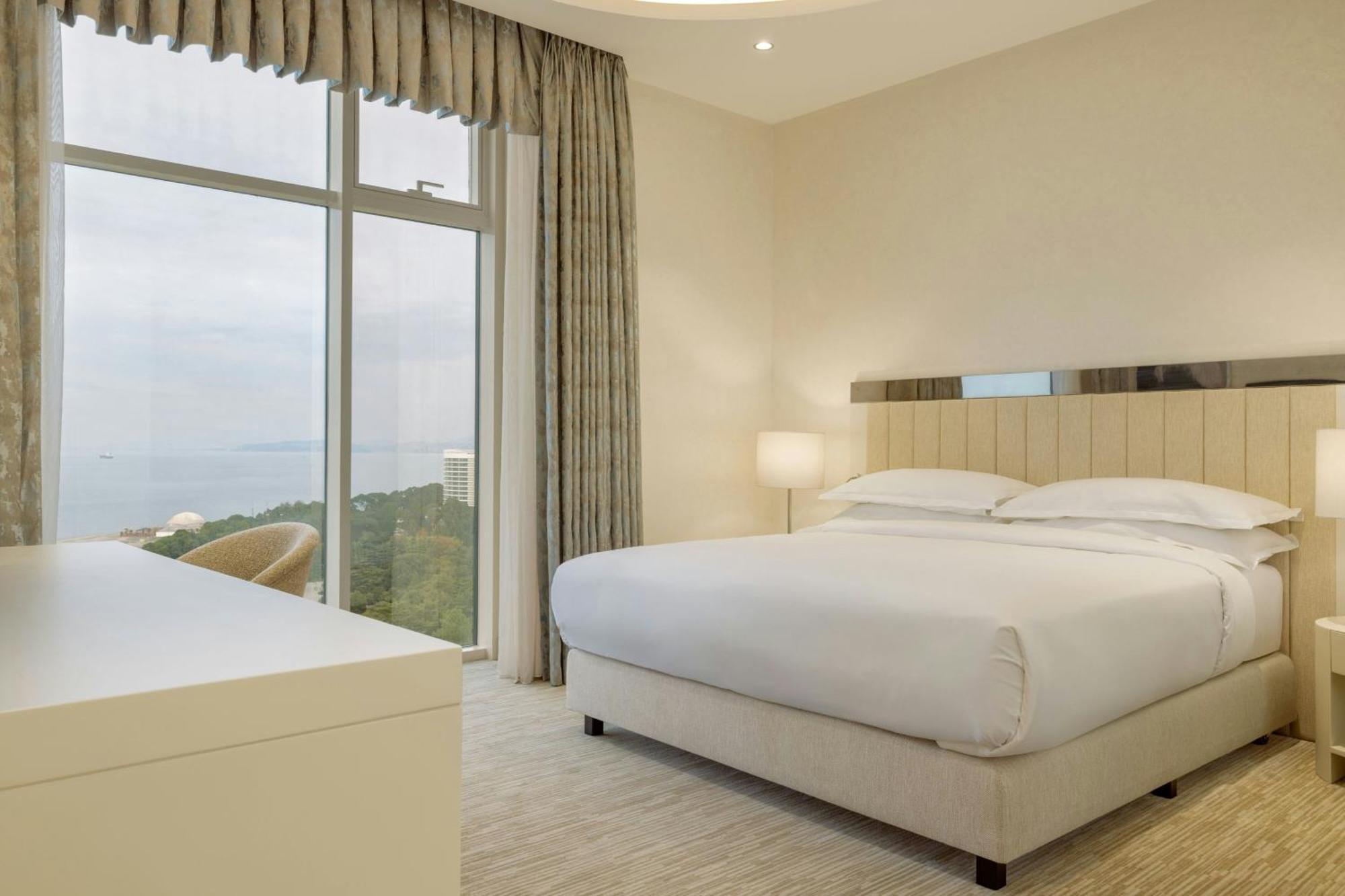 Sheraton Batumi Hotel Екстериор снимка A bedroom at the hotel